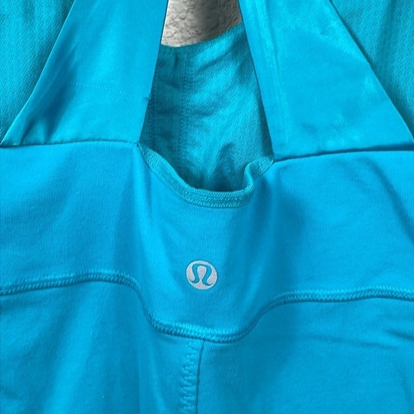 SOLD - Lululemon Practice Daily Tank Top Surge Blue Satin Straps Shelf Bra Sz 10 - Picture 6 of 11